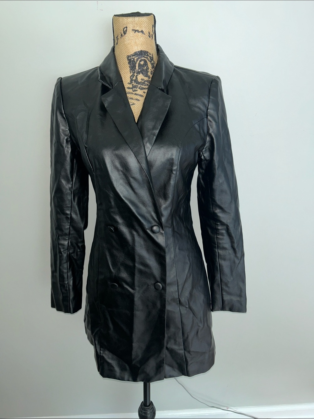 SHEIN Black Double-Breasted Faux Leather Blazer